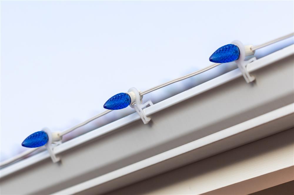 Clip attached to gutter with C9 bulb